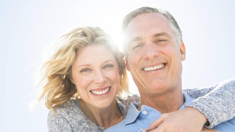 5 Hacks for New Denture Wearers