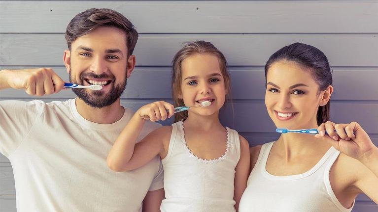 Which First, Brushing or Flossing? The Verdict Is In