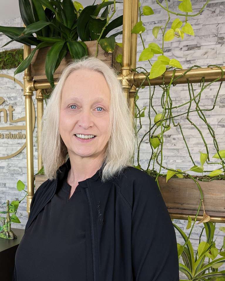 Anke - Certified Dental Assistant